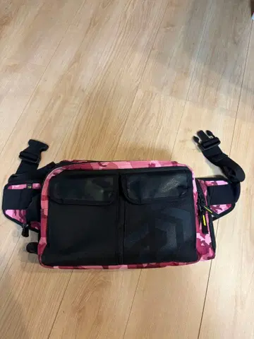 다이와 힙 백 핑크 카모플라주