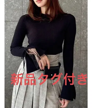 택 포함 새상품 헴 레이스 리브 니트탑 더즈린 블랙