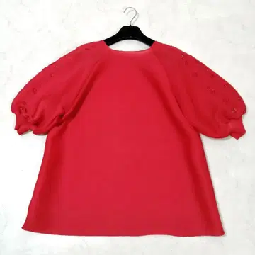 새상품급 플리츠 상의 벌룬 루즈핏 비즈 신축 스팽글 빨간색