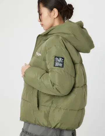 후디 패딩 자켓 카키 M 8800엔