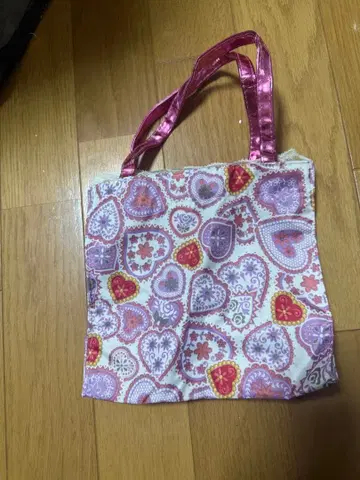 하트 무늬 토트백 핑크