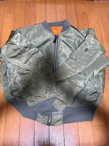 알파인더스트리 MA-1 플라이트 자켓 세이지 그린