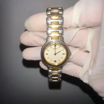 [새상품급] SEIKO 아날로그 손목시계 골드/실버
