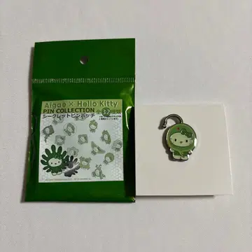 오사카 간사이 박람회 조류 키티 우치와히게무시속 기가스종 핀배지