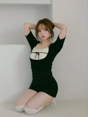 ANDMARY Mew trill tops