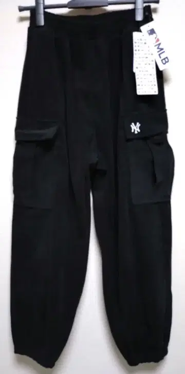 뉴욕 양키스 카고 팬츠 블랙