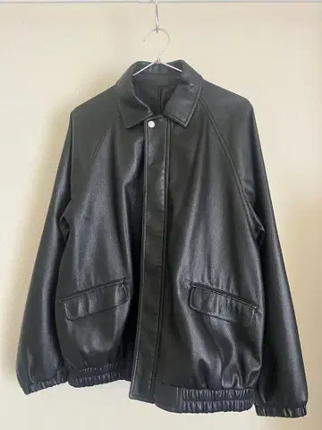 페이크 가죽 자켓 블랙 M 사이즈