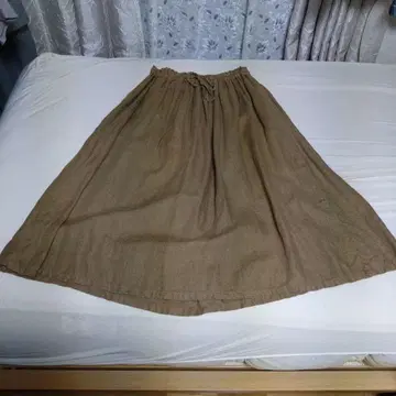 nest Robe 머스타드 플레어 스커트