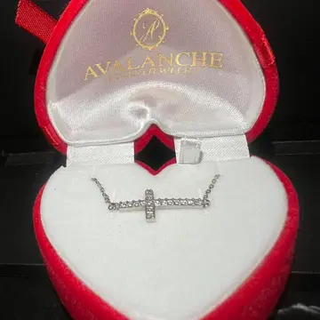 [ AVALANCHE ] 실버 사이드 크로스 목걸이