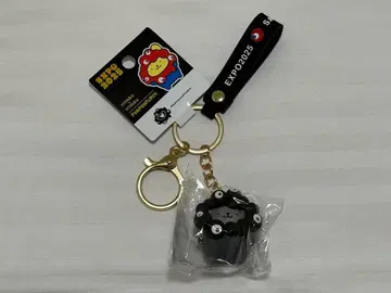 간사이 만박 회장 한정판 블랙 미야쿠미야쿠 변신 키링 폼폼푸딩