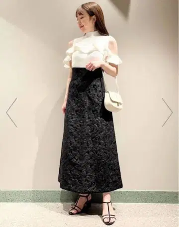스나이델 자카드 스커트 블랙 사이즈 1 SWFS232150