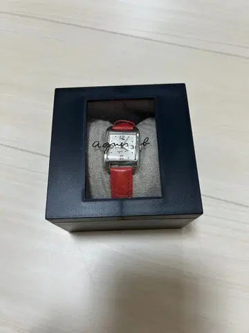 [ 작동품 ] Agnes b 쿼츠 손목시계 설명서+박스 포함