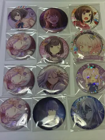 프로세카 캔뱃지 글리터 니고 카나데 마후유 카네이션