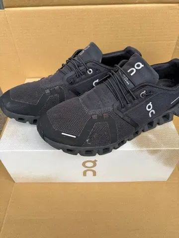 온 클라우드5 27.5 온 클라우드5 블랙 스니커즈