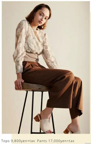 릴리 브라운 플라워 레이스 시스루 튤립