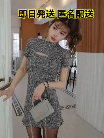 다리치 리본 셔링 깅엄 미니 원피스