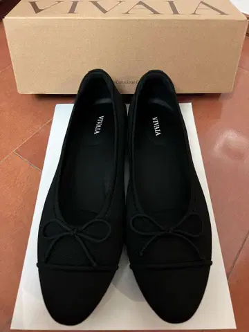 [새상품급] VIVAIA 리본 포함 플랫슈즈 40.5(25.5-26cm)