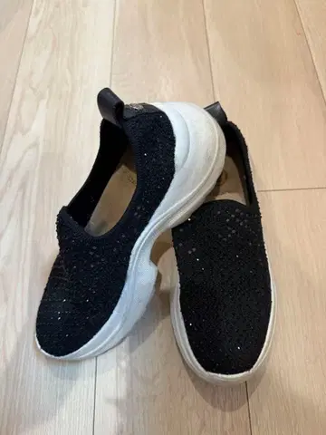 스타카토 스팽글 블랙 슬립온