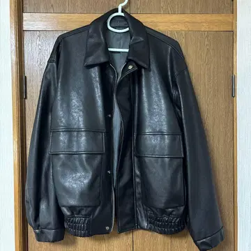 합성 가죽 트랙 자켓