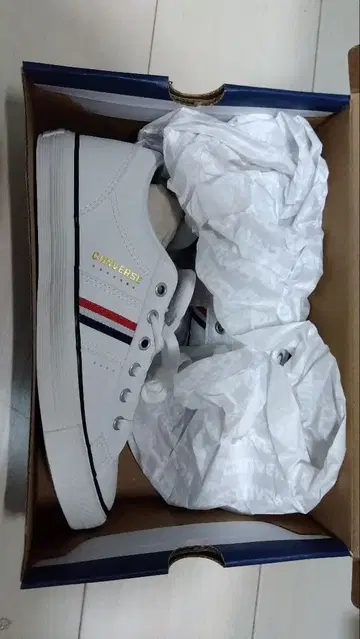 CONVERSE 화이트 스니커즈 US 7 25.5