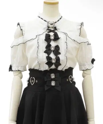 LIZLISA 3개 리본 하트 초커 블라우스