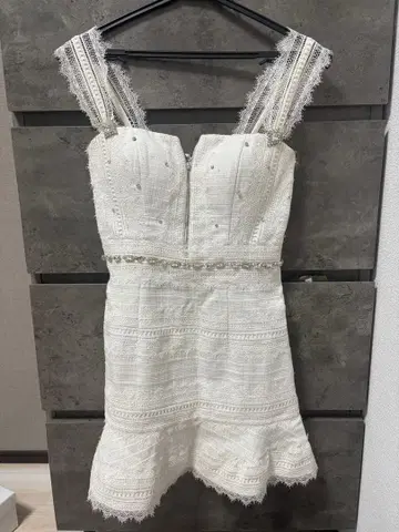 로브 드 플뢰르 ROBEdeFLEURS