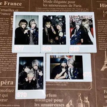 Rides In ReVellion 콜라보 폴라로이드