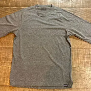 patagonia 그레이 긴팔 티셔츠 S