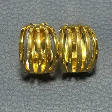 골드 스트라이프 디자인 귀찌