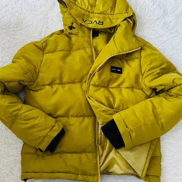 미사용급 루카 다운 자켓 M 로고 택 머스타드