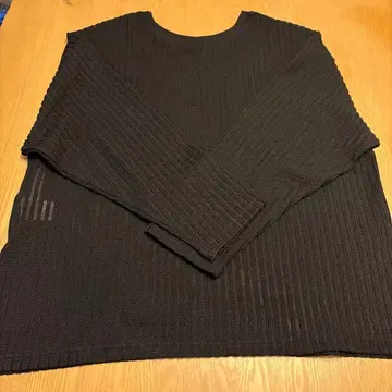 BEARDSLEY 블랙 긴팔 상의 F 사이즈