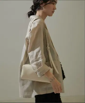 가죽 박스 숄더백 아이보리 베이지 숄더백 천연 가죽 가죽