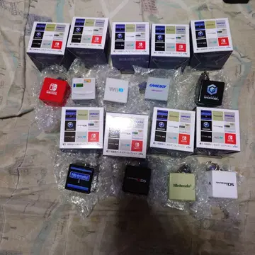 닌텐도 뮤지엄 게임기 키링 컴플리트 세트