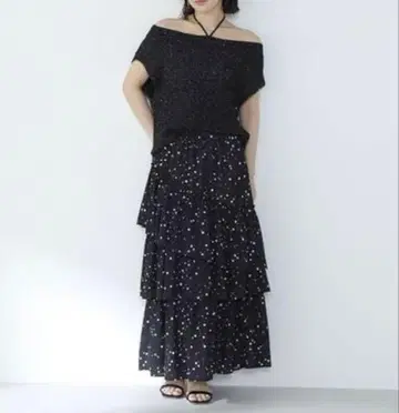 미사용 natural beauty basic 프릴 달린 블랙 롱 스커트