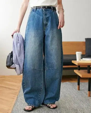 DISCOAT 디스코트 빈티지 가공 데님 커브 팬츠