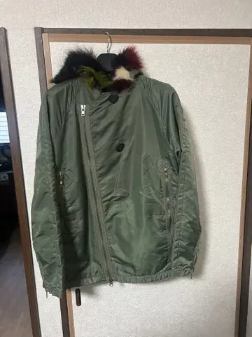 올리브 그린 밀리터리 자켓 퍼 파이버옵스 N-2B