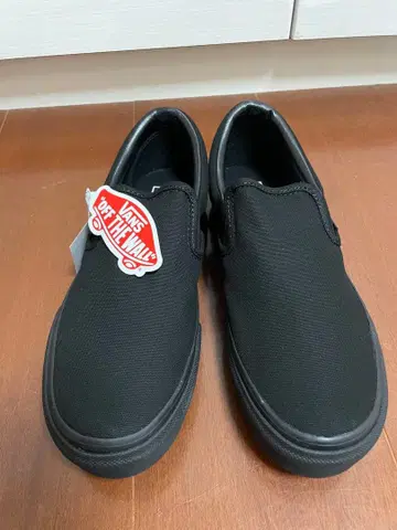 새상품 Vans V98CLA 블랙 슬립온 26cm