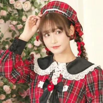 시마무라 아이노 에리 베레모 빨간색