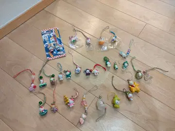 캐릭터 스트랩 세트 20개 이상