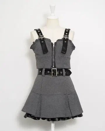 pium 피움 가죽 벨트 뷔스티에 셋업 믹스