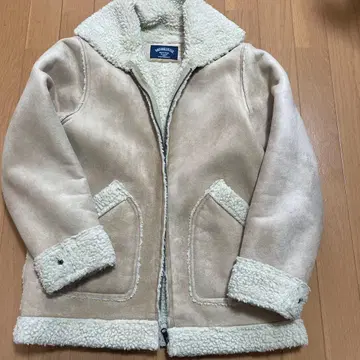 ANTIBALLISTIC 무스탕풍 자켓 베이지