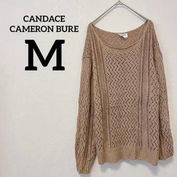 CANDACE CAMERON BURE [ M ] 베이지 오프숄더 스웨터