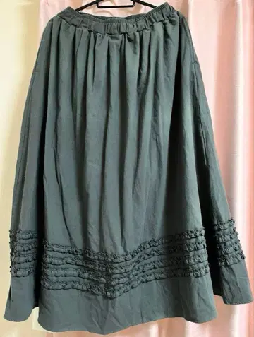 [ 미사용, 택 포함 ] 하트마켓 프릴 포함 스커트