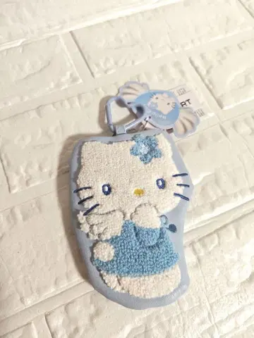 헬로키티 사가라 자수 파우치 (키라키라 엔젤)