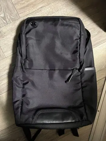 포커스 스페이스 나일론 백팩