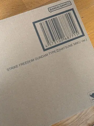 스트라이크 프리덤 건담 (하츠네 미쿠 Ver.)