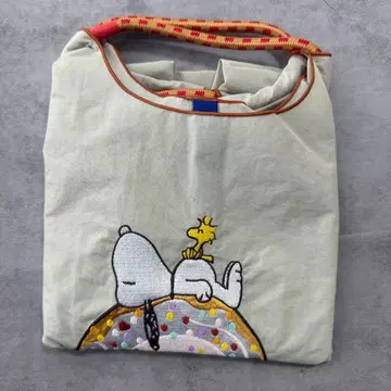 미사용 새상품 스누피 에코백 M 사이즈 베이지 크리스마스 선물