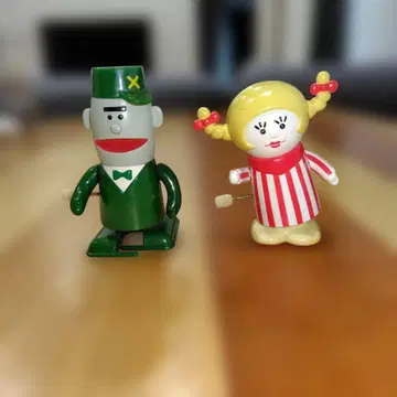 해치포치 스테이션 태엽 완구 작동 확인 완료