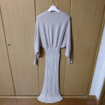 거의 미사용 LAGUNNA MOON 니트 플리츠 롱 원피스