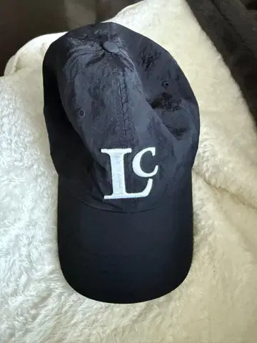 LOW CLASSIC LC LOGO CAP